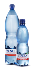Moderately carbonated mineral water in PET